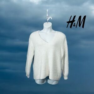 H&M, Cozy Plush V-Neck Sweater, Large, Cream